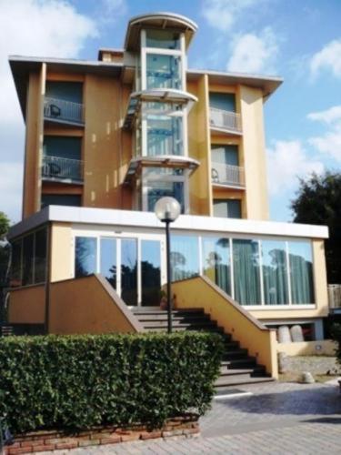 Hotel Florida Тиррения Экстерьер фото